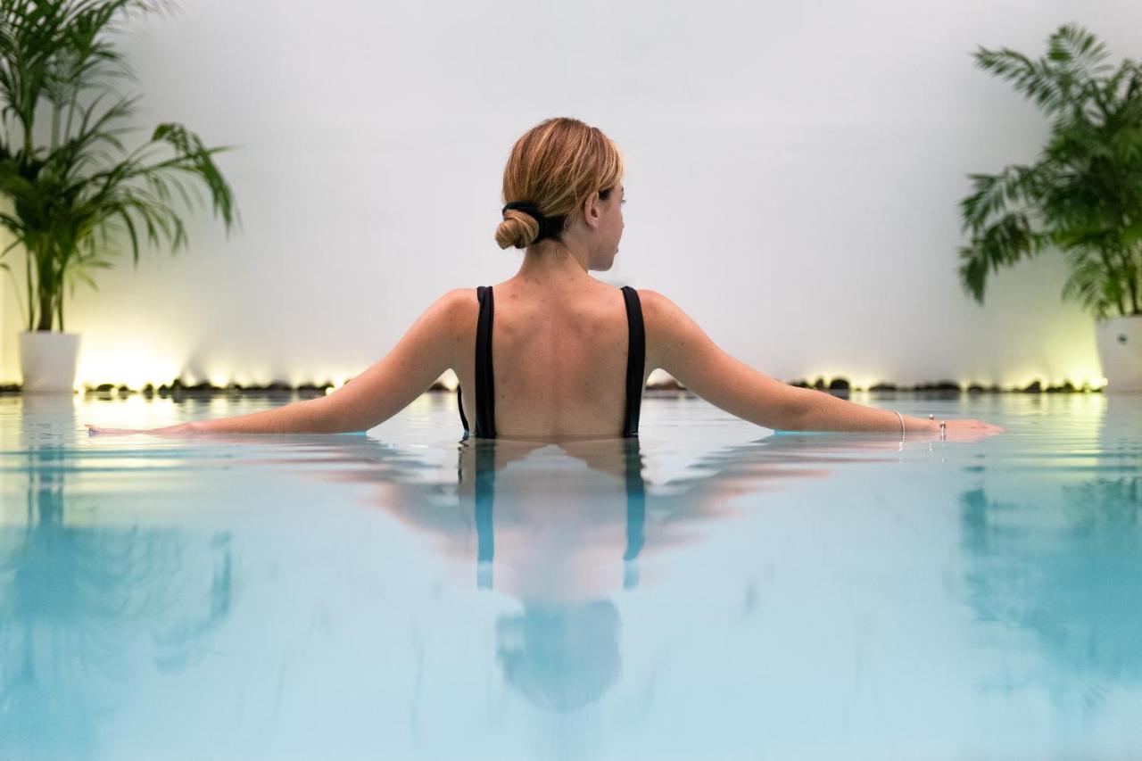 Avant Garde Suites Akrotírion Kültér fotó
